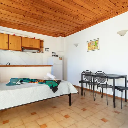 Appartamento Mati Sea View *